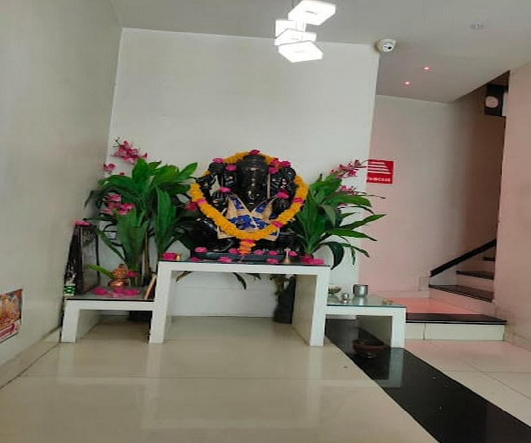 Hotel Cherrystay Kiran Inn 3*